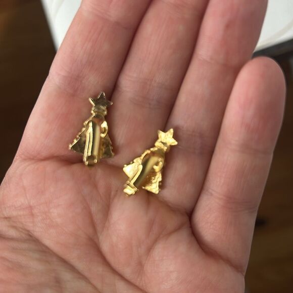 Christmas tree clip on earrings - Picture 3 of 4